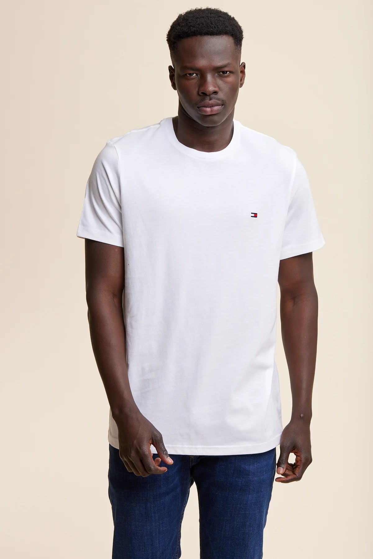 Tommy Hilfiger tshirt טומי חולצת טישרט בצבע שחור