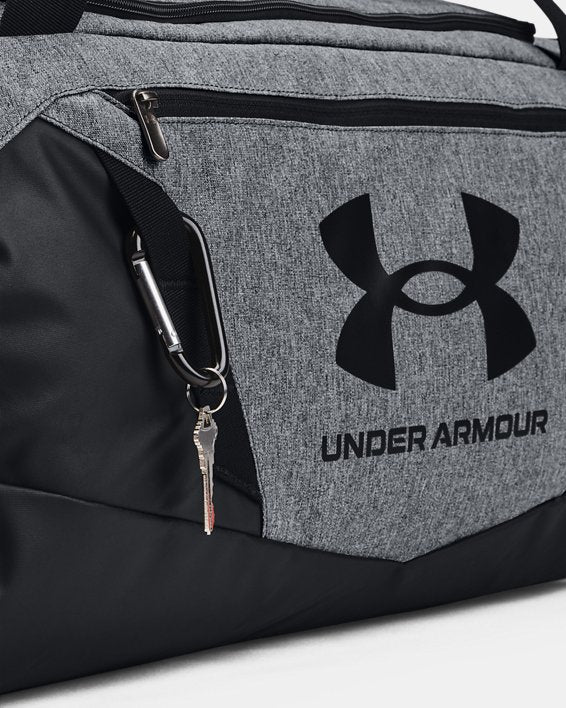 Under Armour Undeniable 5.0 Duffle - תיק אימון בצבע שחור לנסיעה וספורט