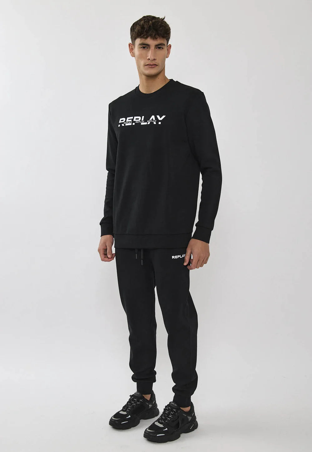 Replay tracksuit ריפלי חליפה 2 חלקים בצבע שחור לבן