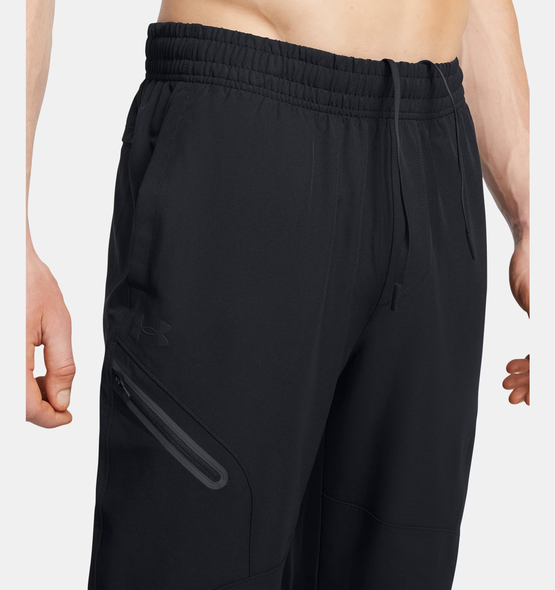 Under Armour Unstoppable Wovven jogger אנדר ארמור מכנס בצבע שחור