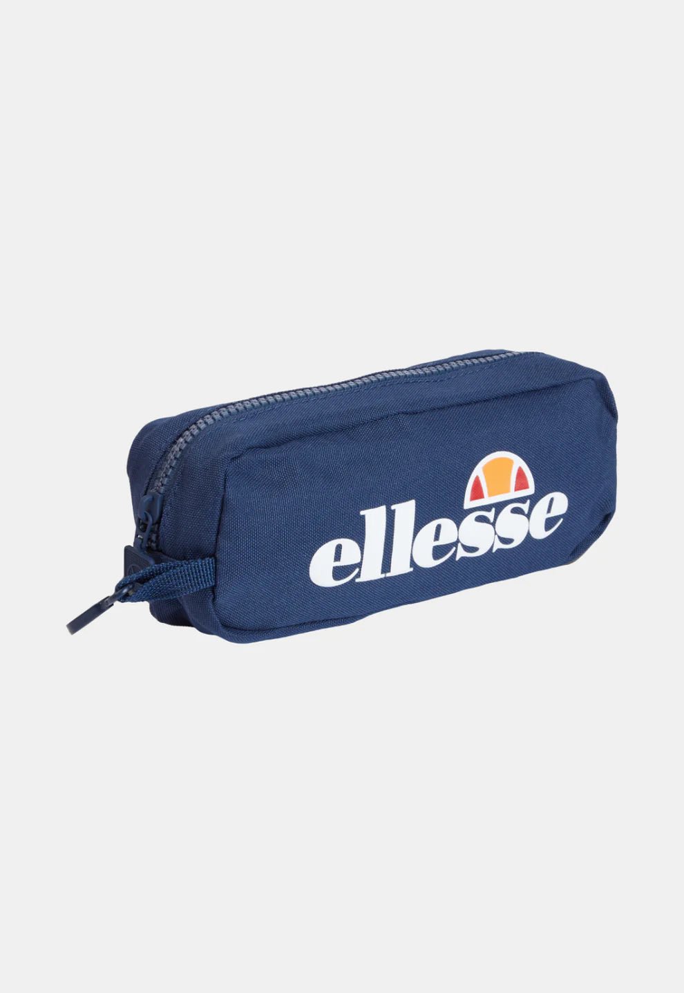 Ellesse Core Rolby Backpack אלס תיק גב + קלמר לוגו מותג בחזית צבע נייבי - www.bbrands.co.il Ellesse Core Rolby Backpack אלס תיק גב + קלמר לוגו מותג בחזית צבע נייבי