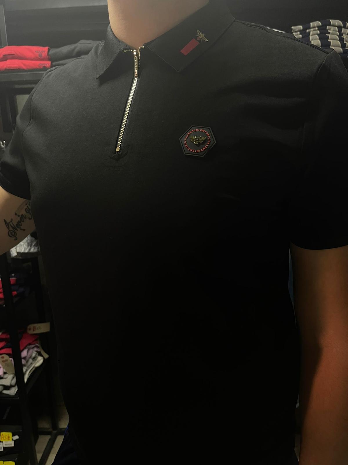 Emporio valentini jeans אימפוריו ולנטיני חולצת אם לוגו קטן - www.bbrands.co.il Emporio valentini jeans אימפוריו ולנטיני חולצת אם לוגו קטן