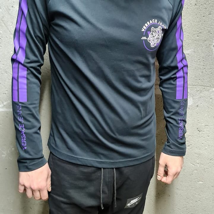 Versace Jeans Tshirt חולצת שרוול ארוך ורסאצ'ה גינס - www.bbrands.co.il Versace Jeans Tshirt חולצת שרוול ארוך ורסאצ'ה גינס