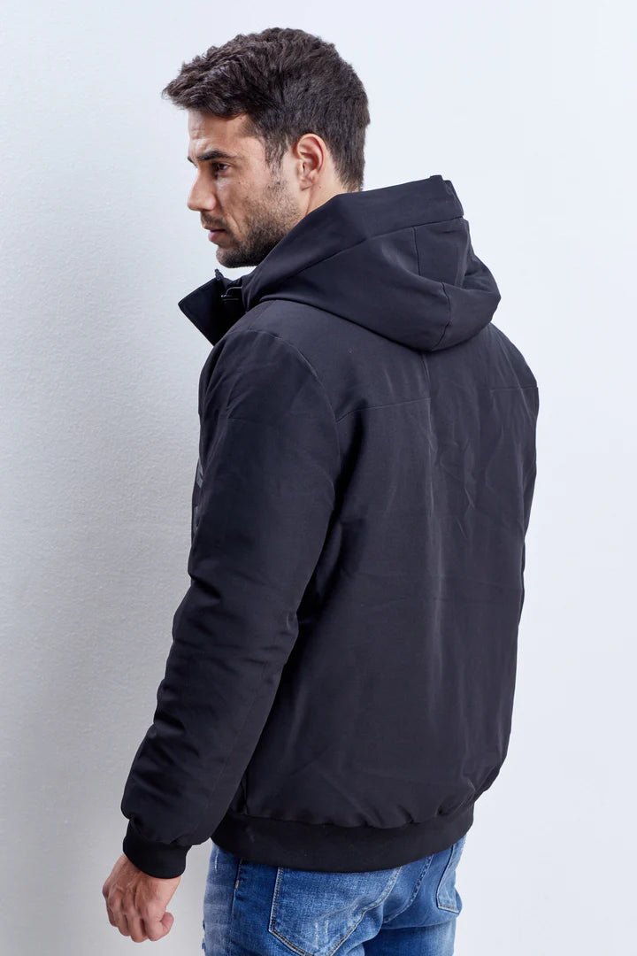 Wjeans Coat for man דבליו גינס מעיל שחור אם כובע - www.bbrands.co.il Wjeans Coat for man דבליו גינס מעיל שחור אם כובע