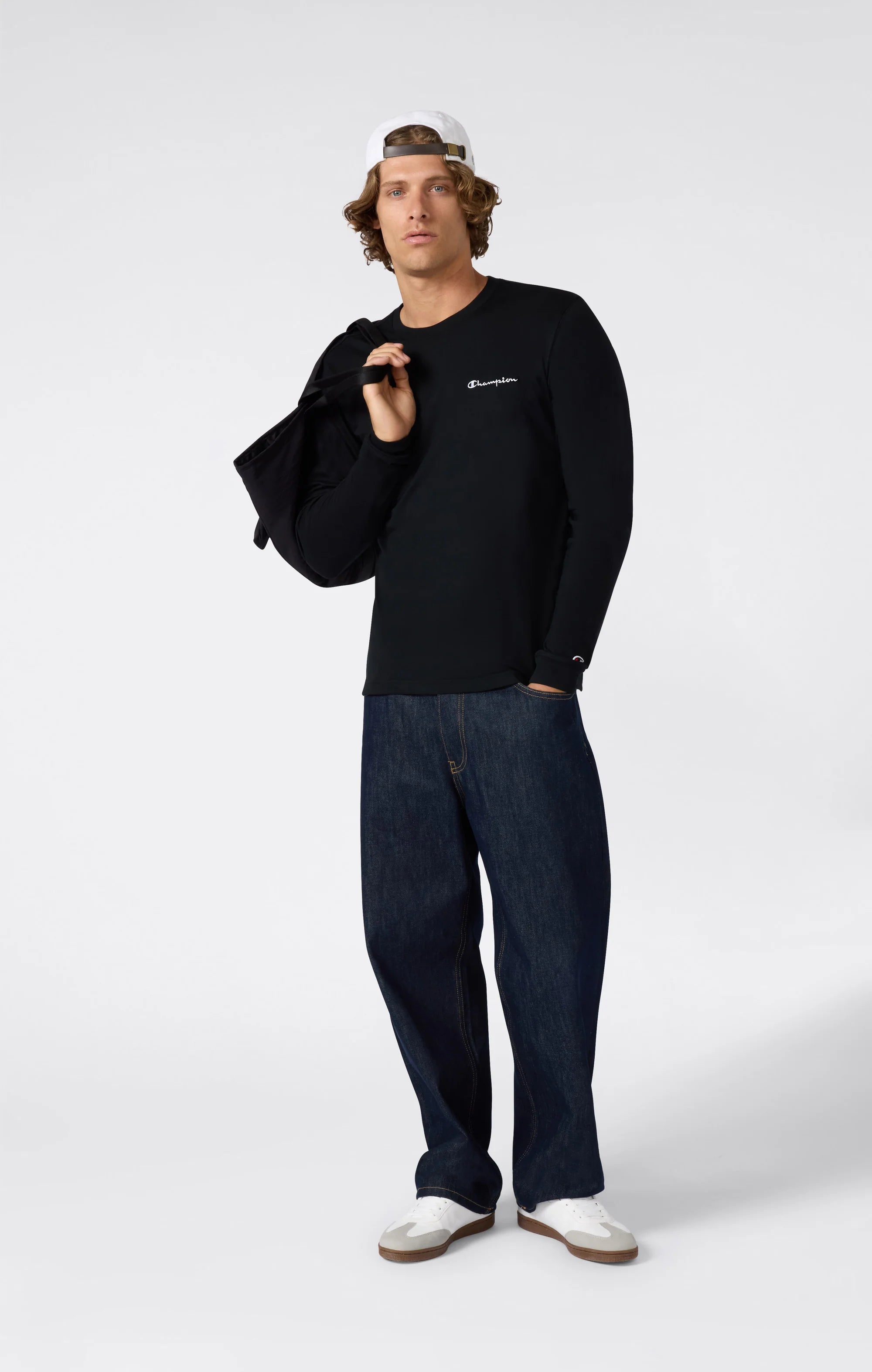 Champion Long Sleeve tshirt צ'מפיון חולצה ארוכה בצבע שחור