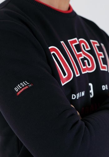 Diesel Sweashirt for men פוטר דיזל לגבר לוגו באמצע - www.bbrands.co.il Diesel Sweashirt for men פוטר דיזל לגבר לוגו באמצע