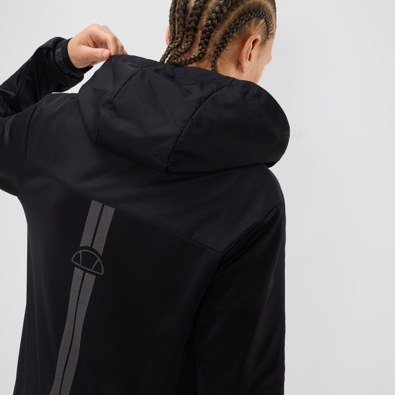 Ellesse Jacket for man גקט אלס בצבע שחור - www.bbrands.co.il Ellesse Jacket for man גקט אלס בצבע שחור