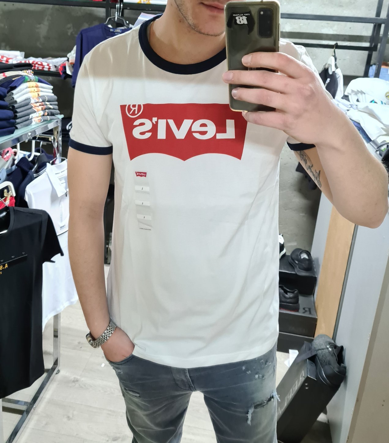 levis Perfect Tshirt חולצה מושלמת לגבר לוויס - www.bbrands.co.il levis Perfect Tshirt חולצה מושלמת לגבר לוויס