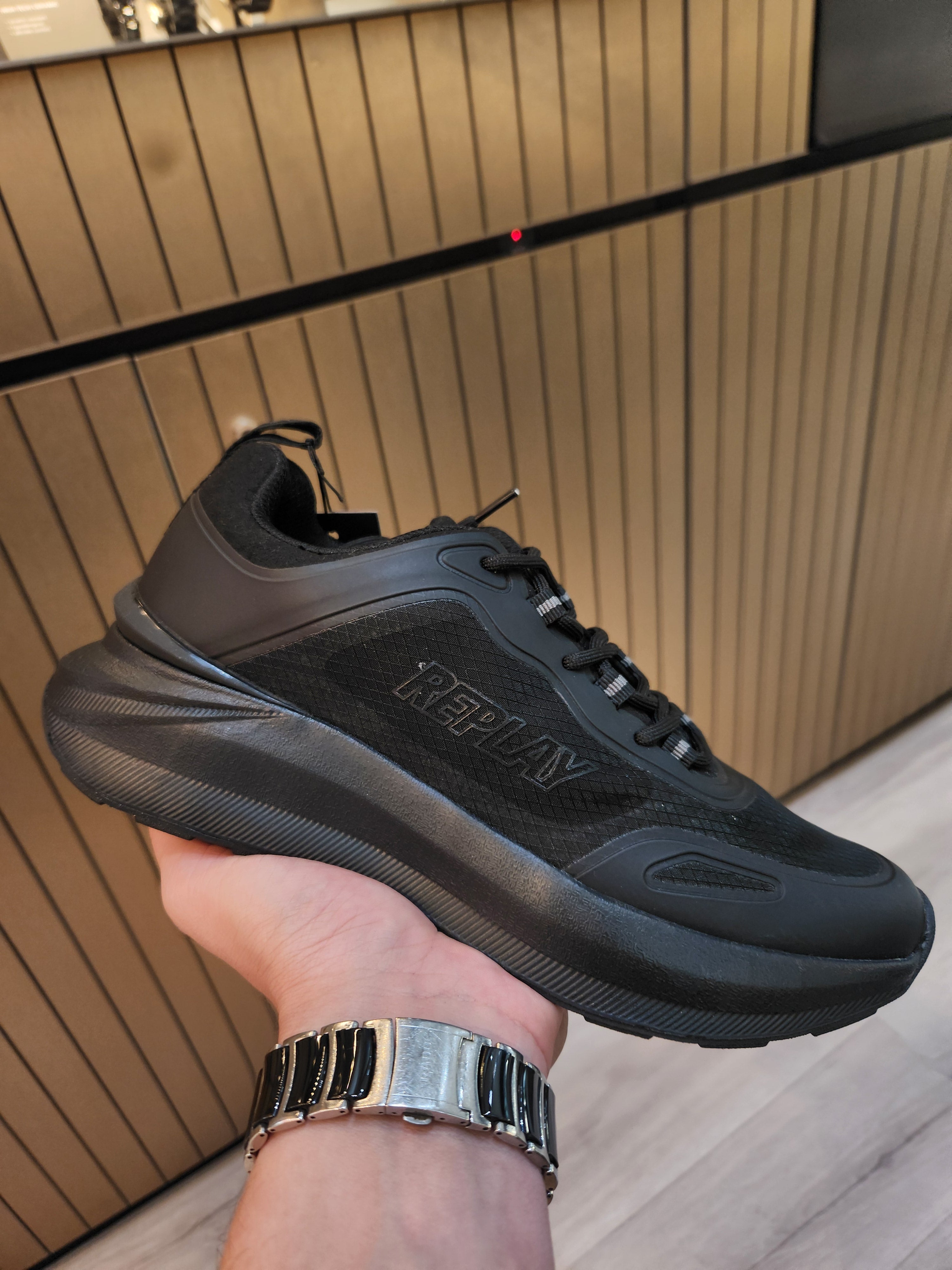 Replay sneakers ריפליי נעלי סניקרס בצבע שחור