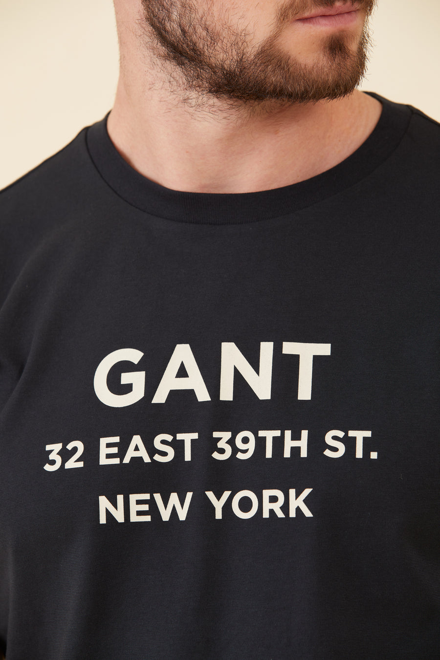 Gant Graphic Printed גאנט חולצת טישרט שחורה שרוול קצר