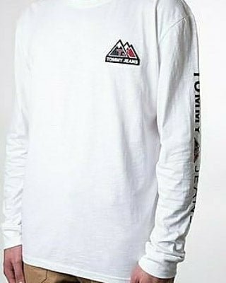 Tommy Jeans - flag tee חולצת שרוול ארוך טומי גינס - www.bbrands.co.il Tommy Jeans - flag tee חולצת שרוול ארוך טומי גינס