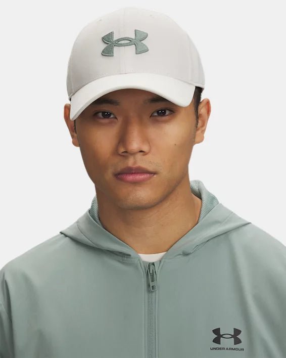 Under Armour hat for man כובע אנדר ארמור בצבע אבן לוגו ירוק - www.bbrands.co.il Under Armour hat for man כובע אנדר ארמור בצבע אבן לוגו ירוק