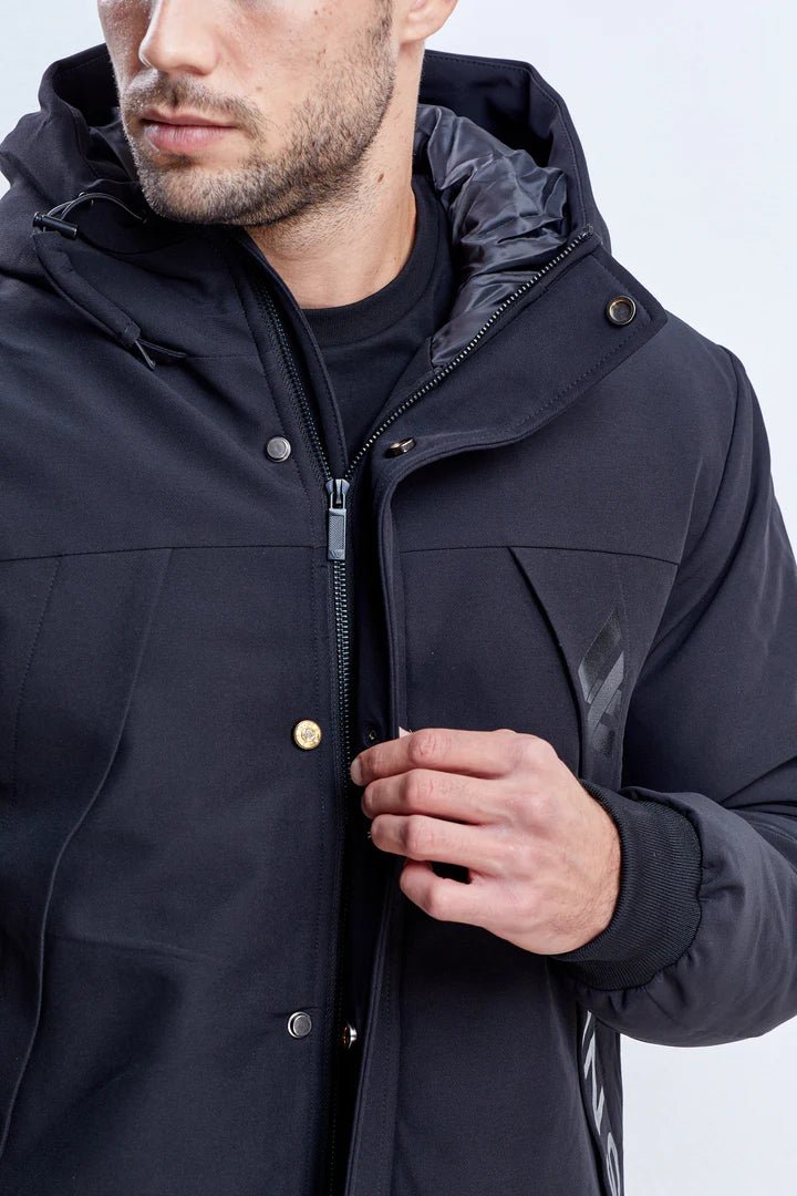 Wjeans Coat for man דבליו גינס מעיל שחור אם כובע - www.bbrands.co.il Wjeans Coat for man דבליו גינס מעיל שחור אם כובע